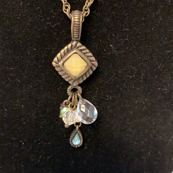 Lia Sophia Necklace - Picture 2 of 8